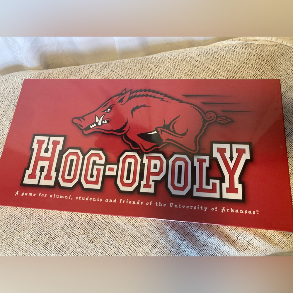 Monopoly Hog-Opoly Gameboard Game In Plastic Packaging New Arkansas Razorbacks